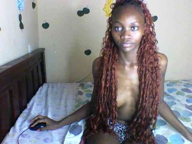 Luna-Noir webcam