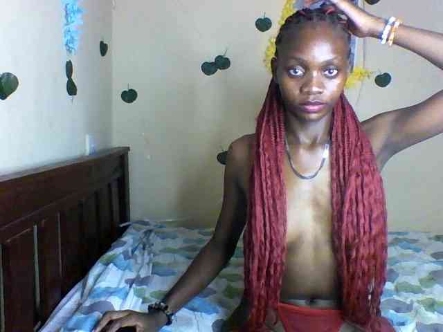 Luna-Noir webcam
