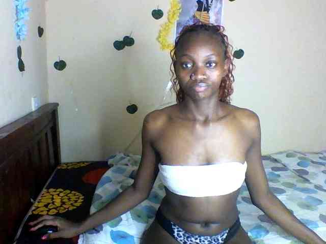 Luna-Noir webcam