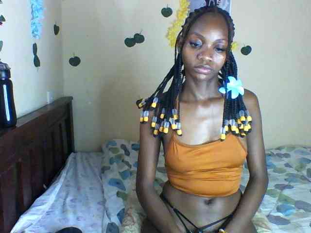Luna-Noir webcam