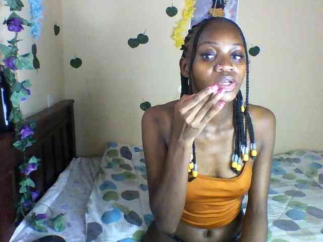 Luna-Noir webcam