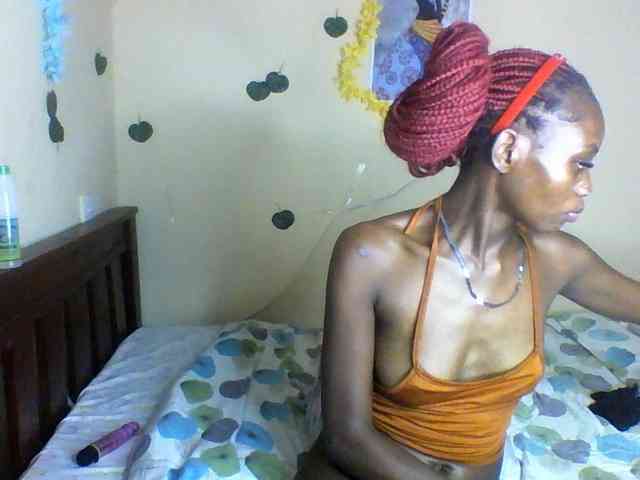 Luna-Noir webcam
