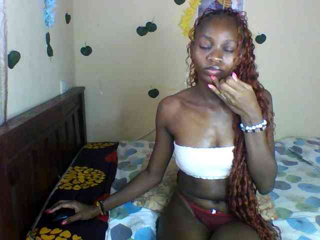 Luna-Noir webcam