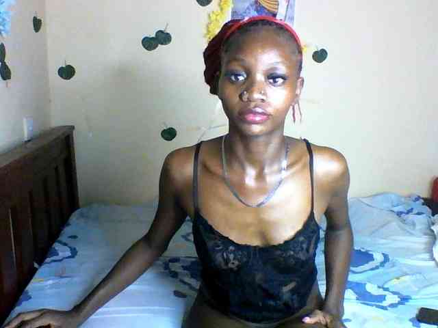 Luna-Noir webcam