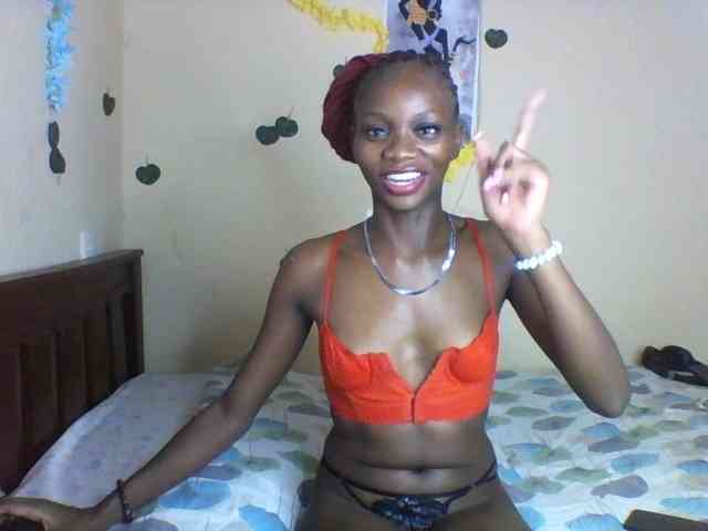 Luna-Noir webcam