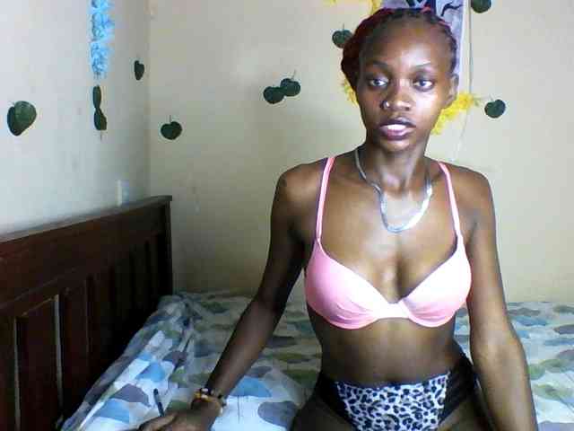 Luna-Noir webcam