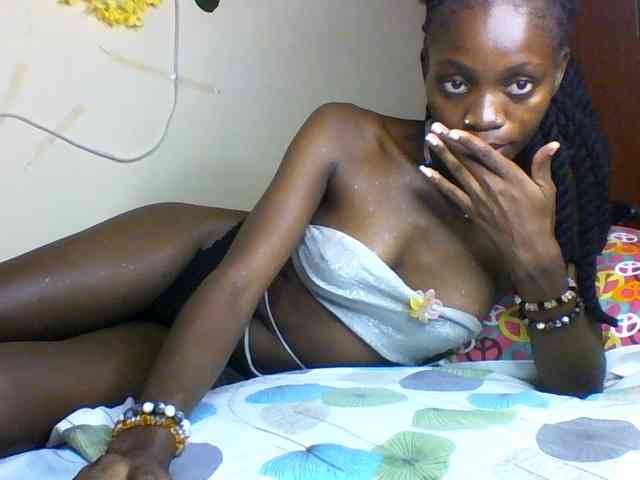 Luna-Noir webcam
