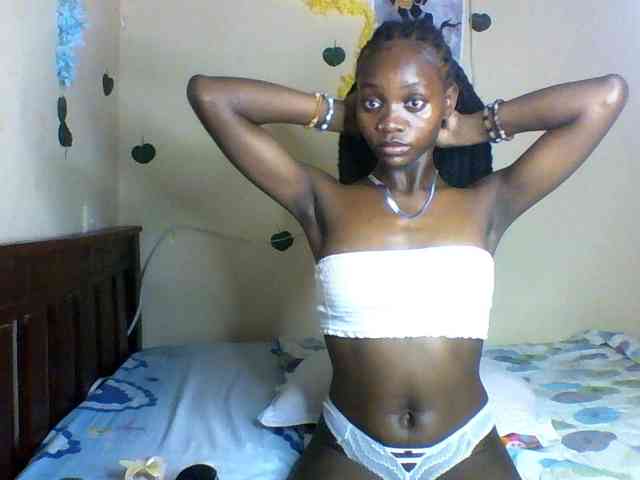 Luna-Noir webcam