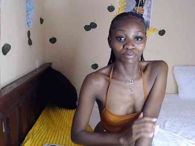 Luna-Noir webcam