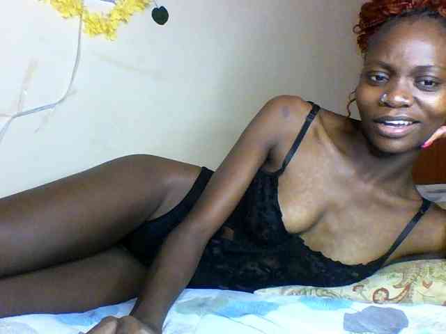 Luna-Noir webcam