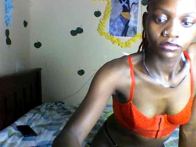 Luna-Noir webcam
