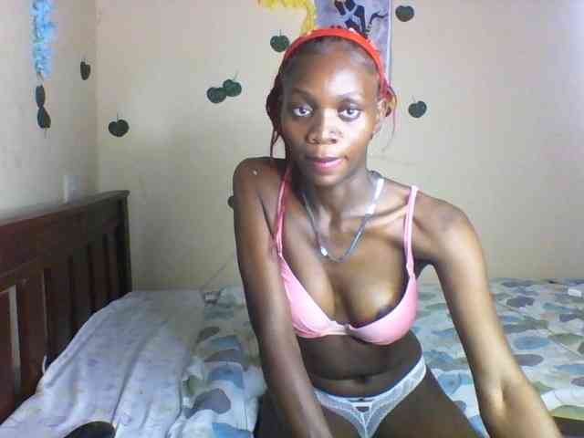 Luna-Noir webcam