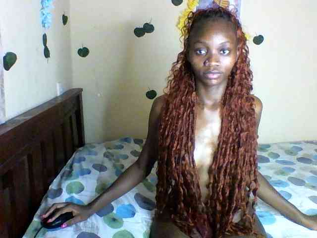 Luna-Noir webcam