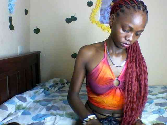 Luna-Noir webcam