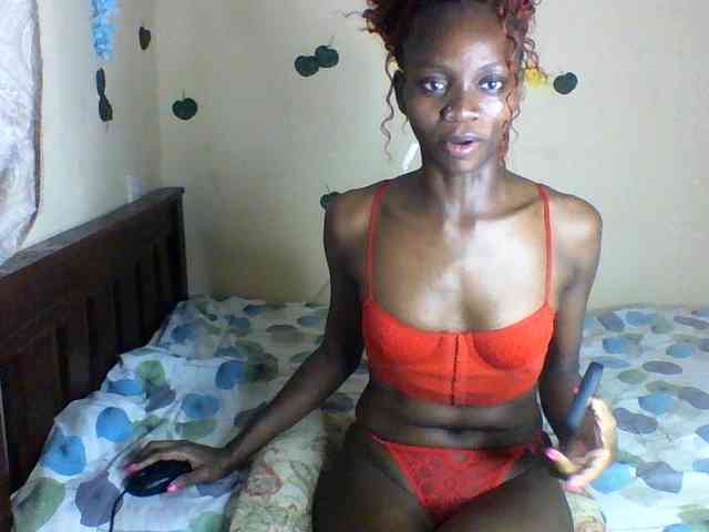 Luna-Noir webcam