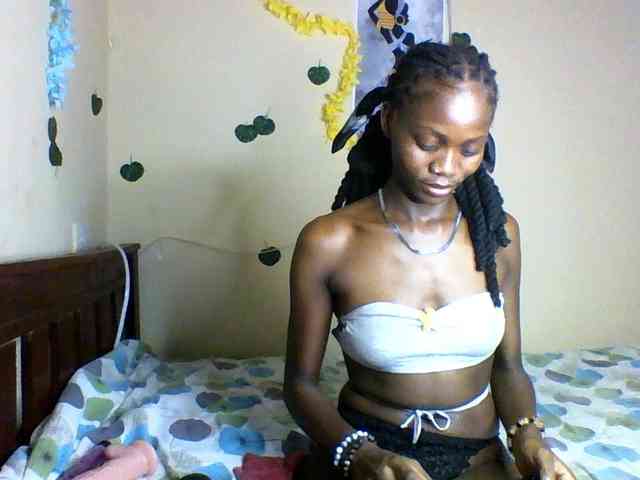 Luna-Noir webcam