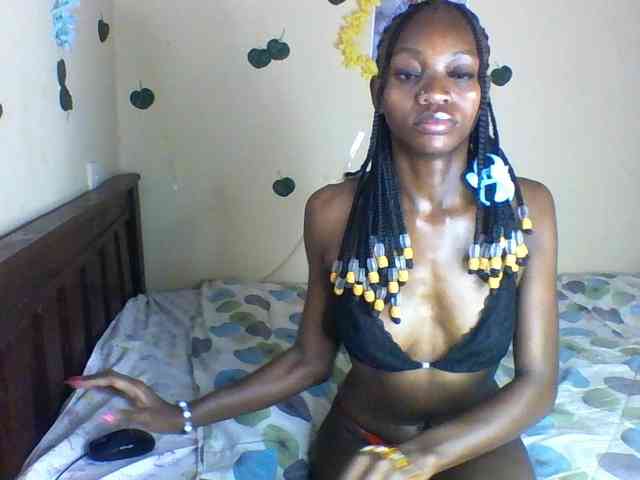 Luna-Noir webcam
