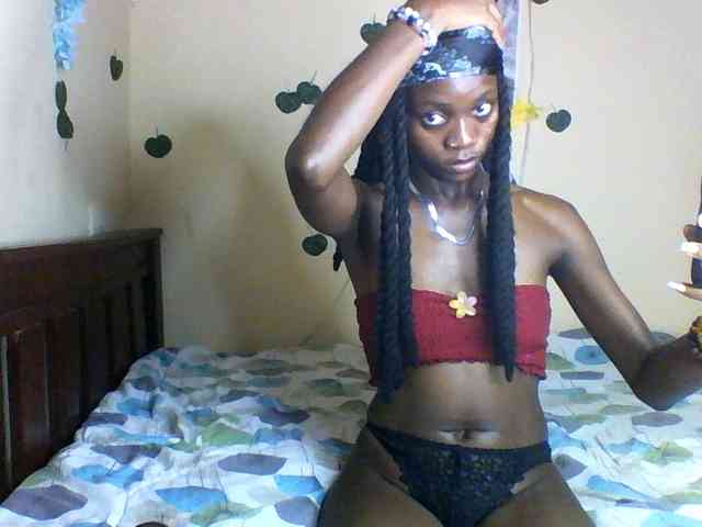 Luna-Noir webcam