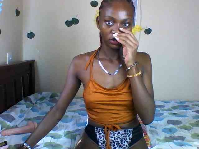 Luna-Noir webcam