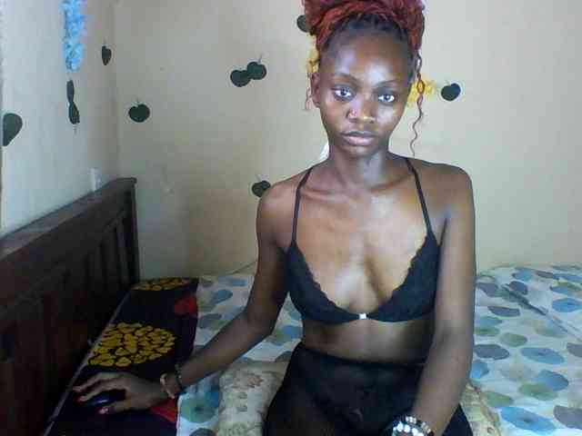Luna-Noir webcam