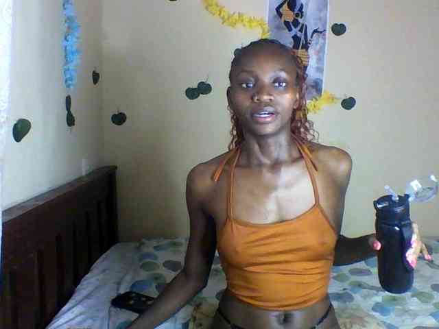 Luna-Noir webcam