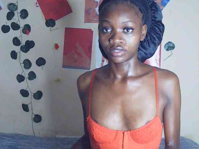 Luna-Noir webcam