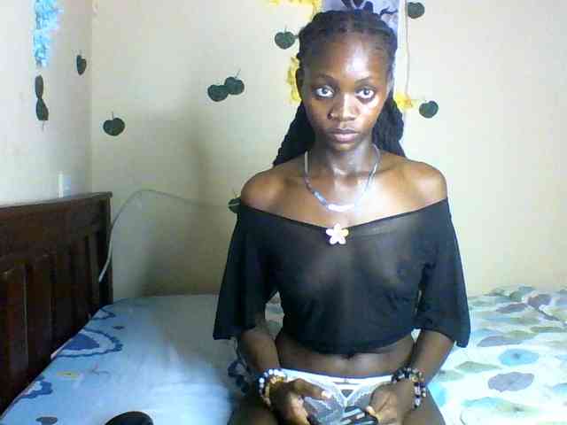 Luna-Noir webcam