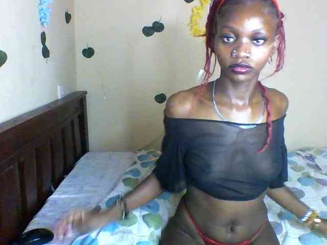 Luna-Noir webcam