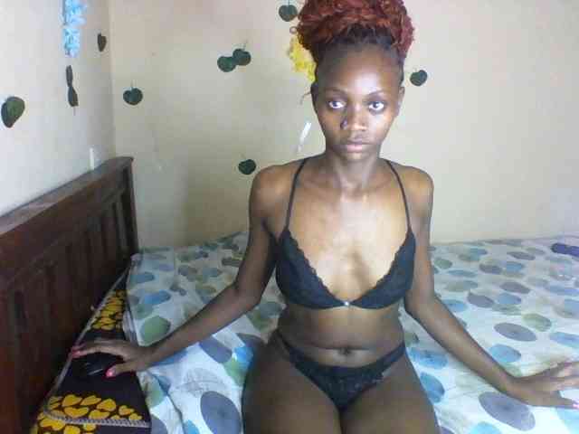 Luna-Noir webcam
