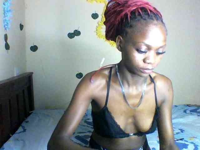 Luna-Noir webcam