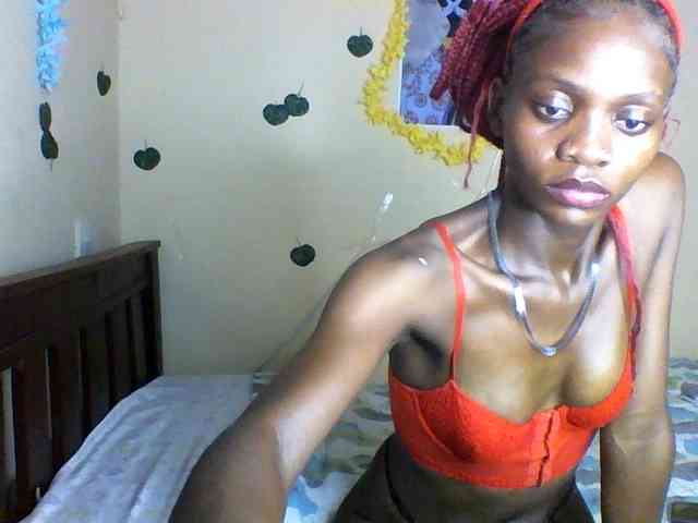 Luna-Noir webcam