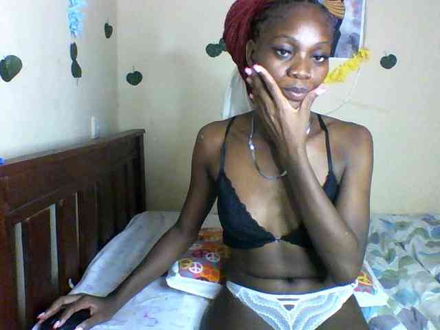 Luna-Noir webcam