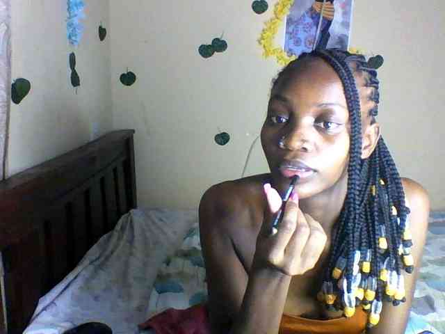 Luna-Noir webcam
