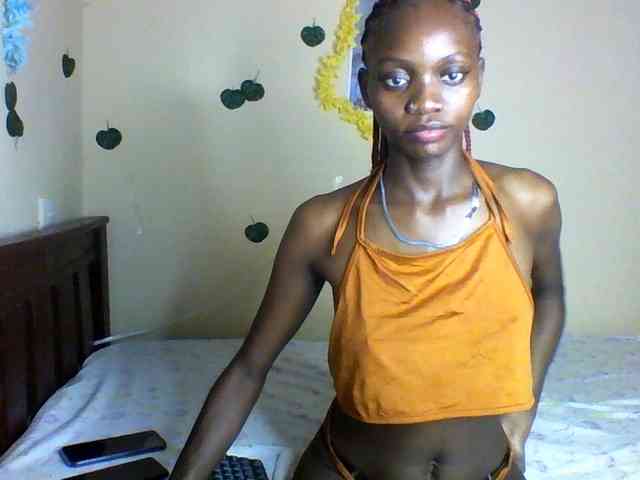 Luna-Noir webcam