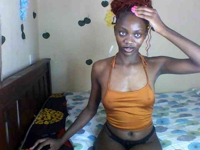 Luna-Noir webcam