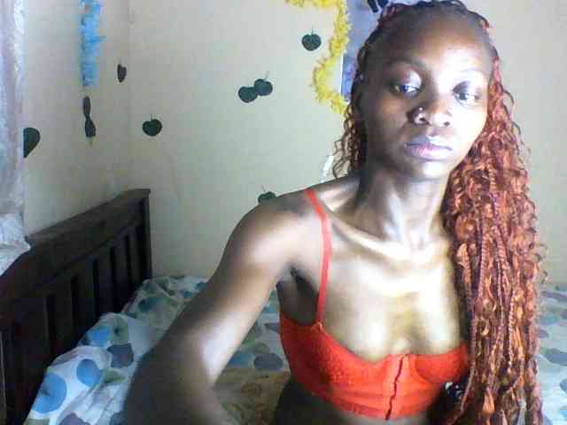 Luna-Noir webcam