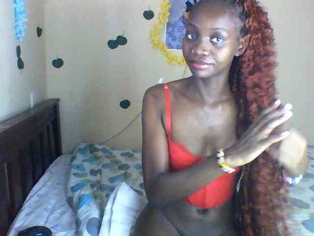 Luna-Noir webcam