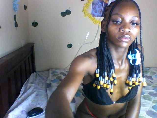 Luna-Noir webcam