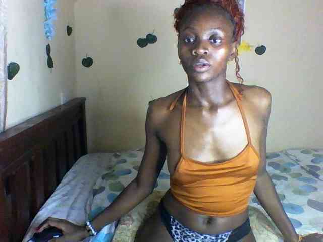 Luna-Noir webcam
