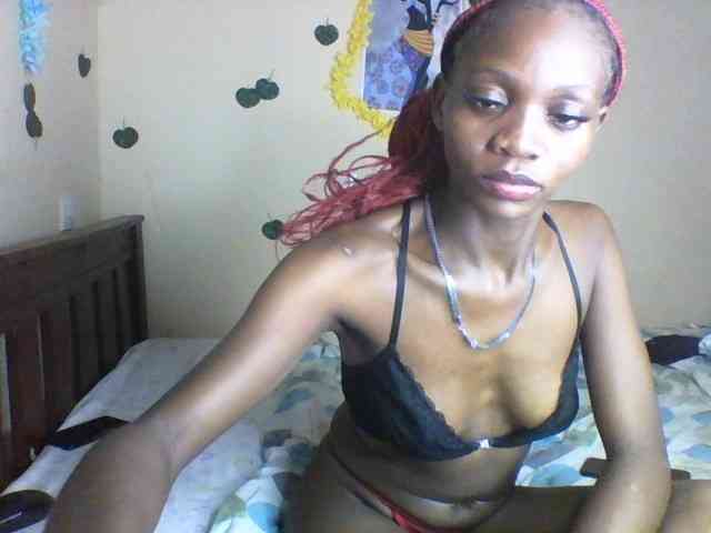 Luna-Noir webcam