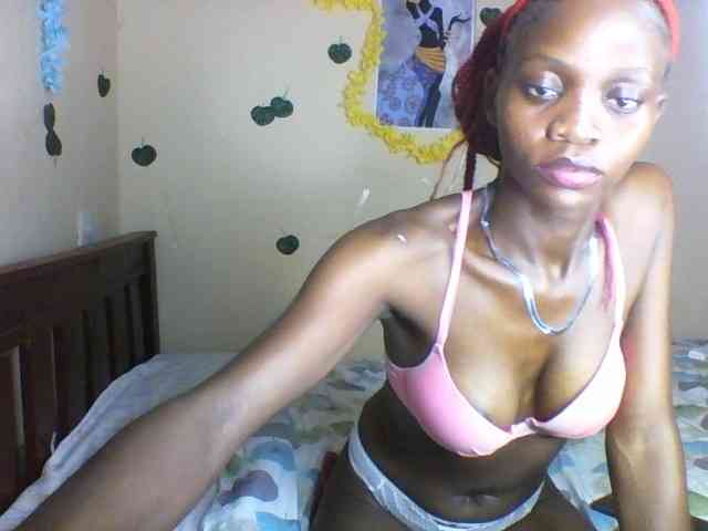 Luna-Noir webcam