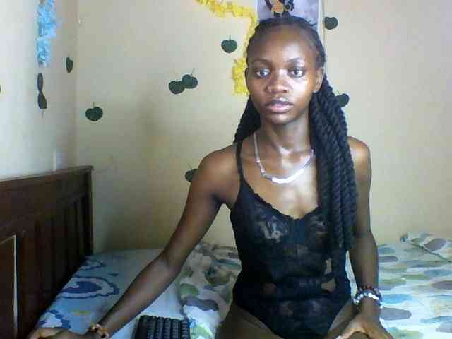 Luna-Noir webcam