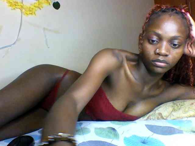 Luna-Noir webcam