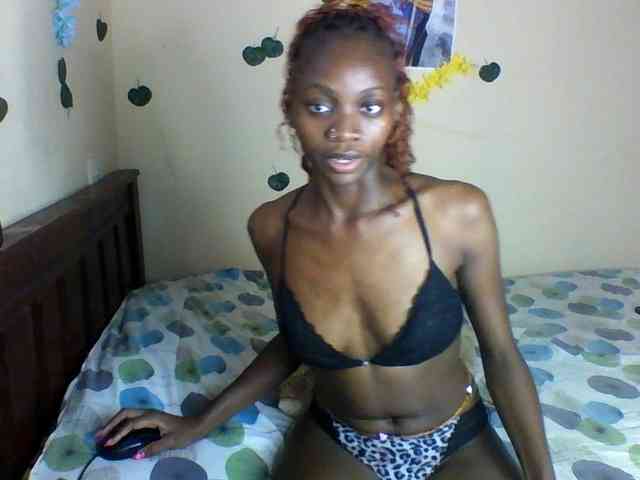 Luna-Noir webcam