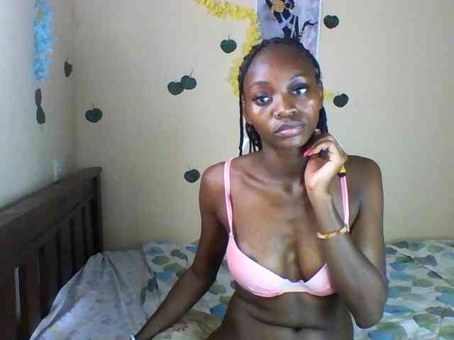 Luna-Noir webcam