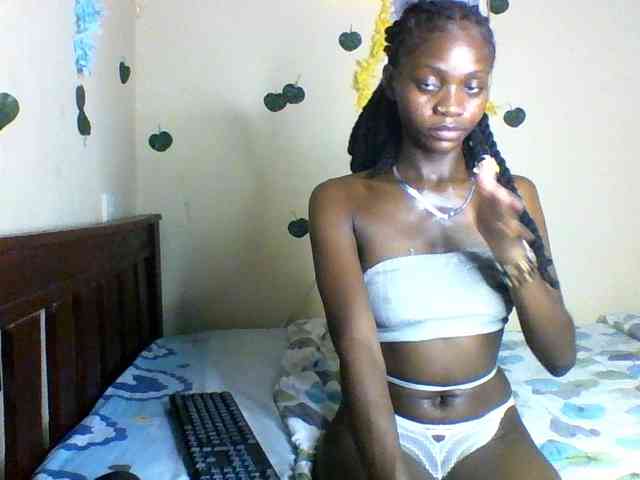Luna-Noir webcam