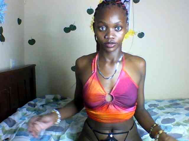 Luna-Noir webcam