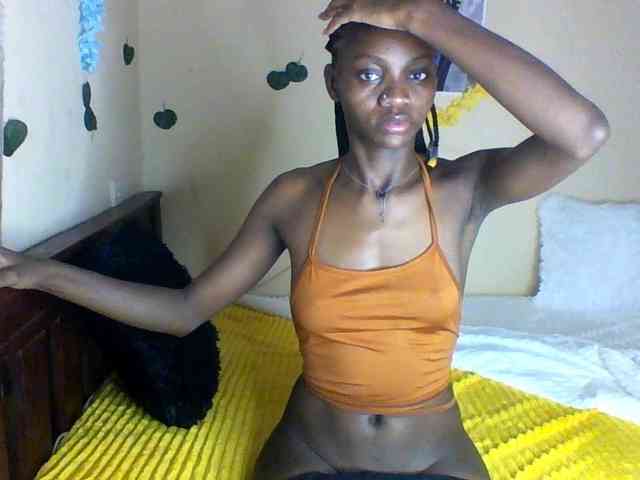 Luna-Noir webcam