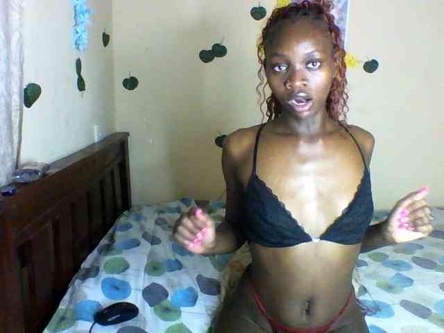 Luna-Noir webcam