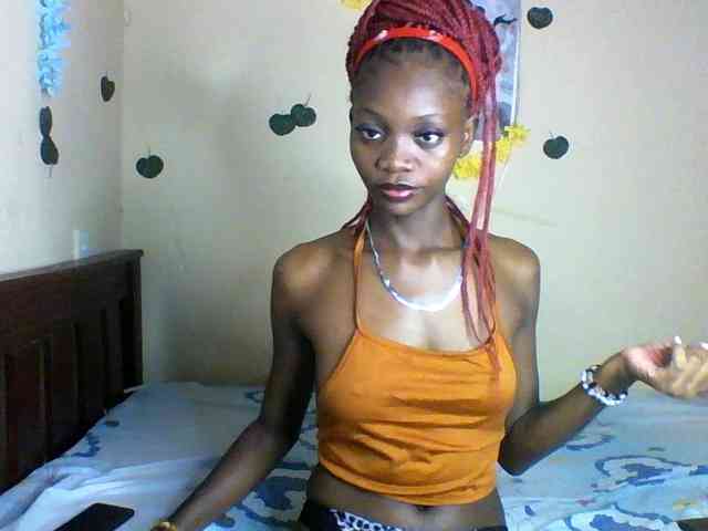 Luna-Noir webcam